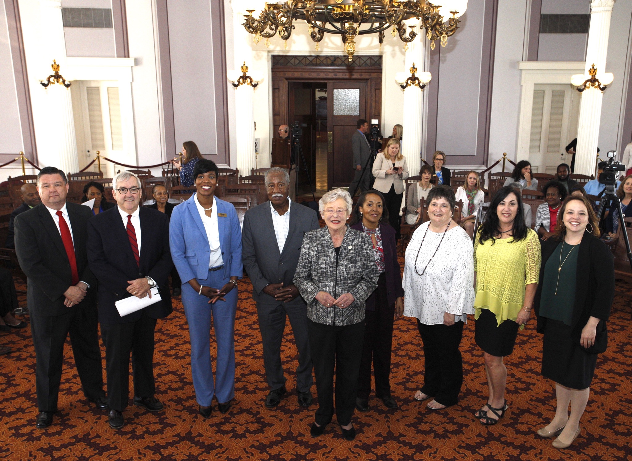 Governor Ivey Awards Grants to Provide Healthy Foods to State’s Underserved Areas