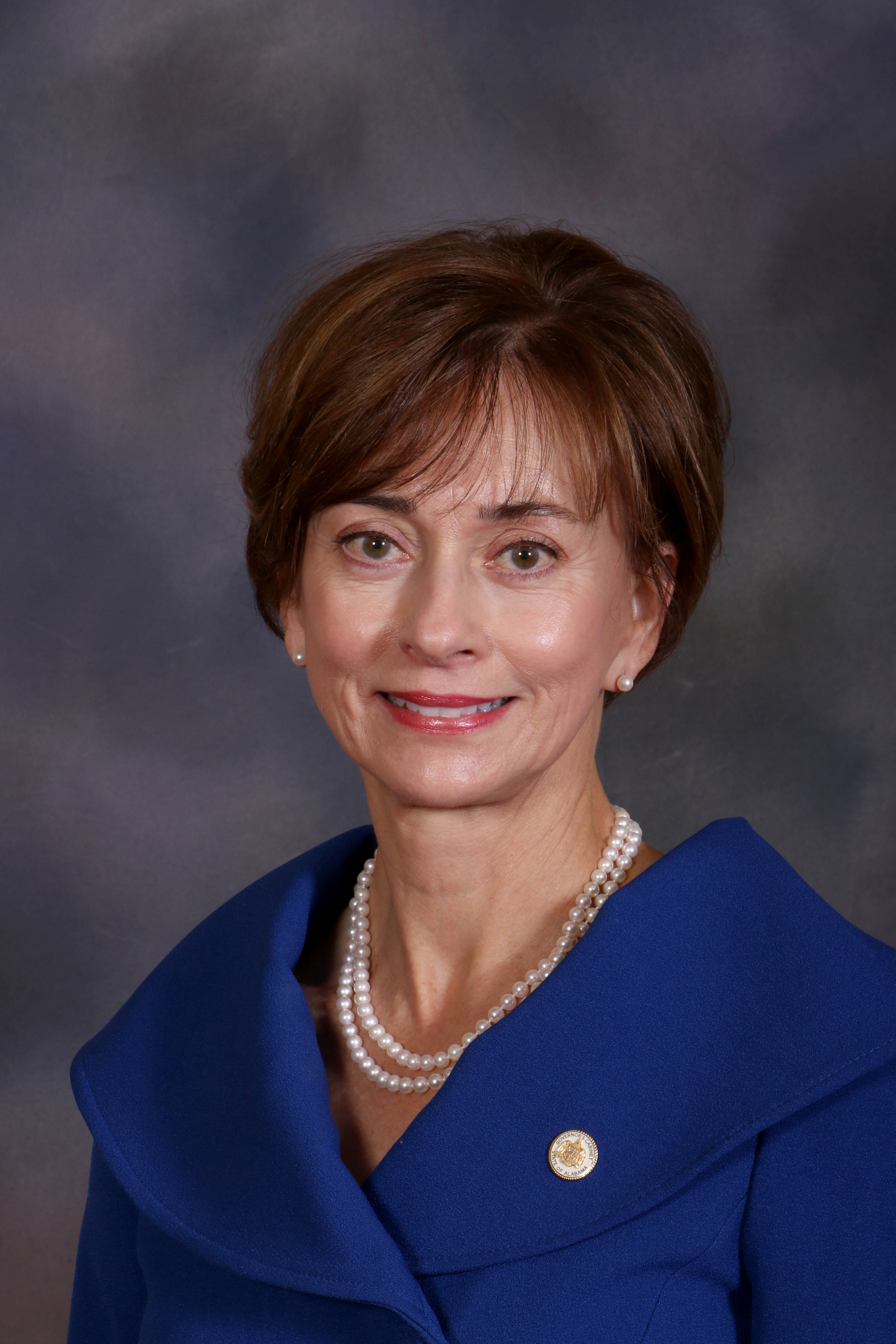 Governor Ivey Announces Secretary Jeana Ross To Retire