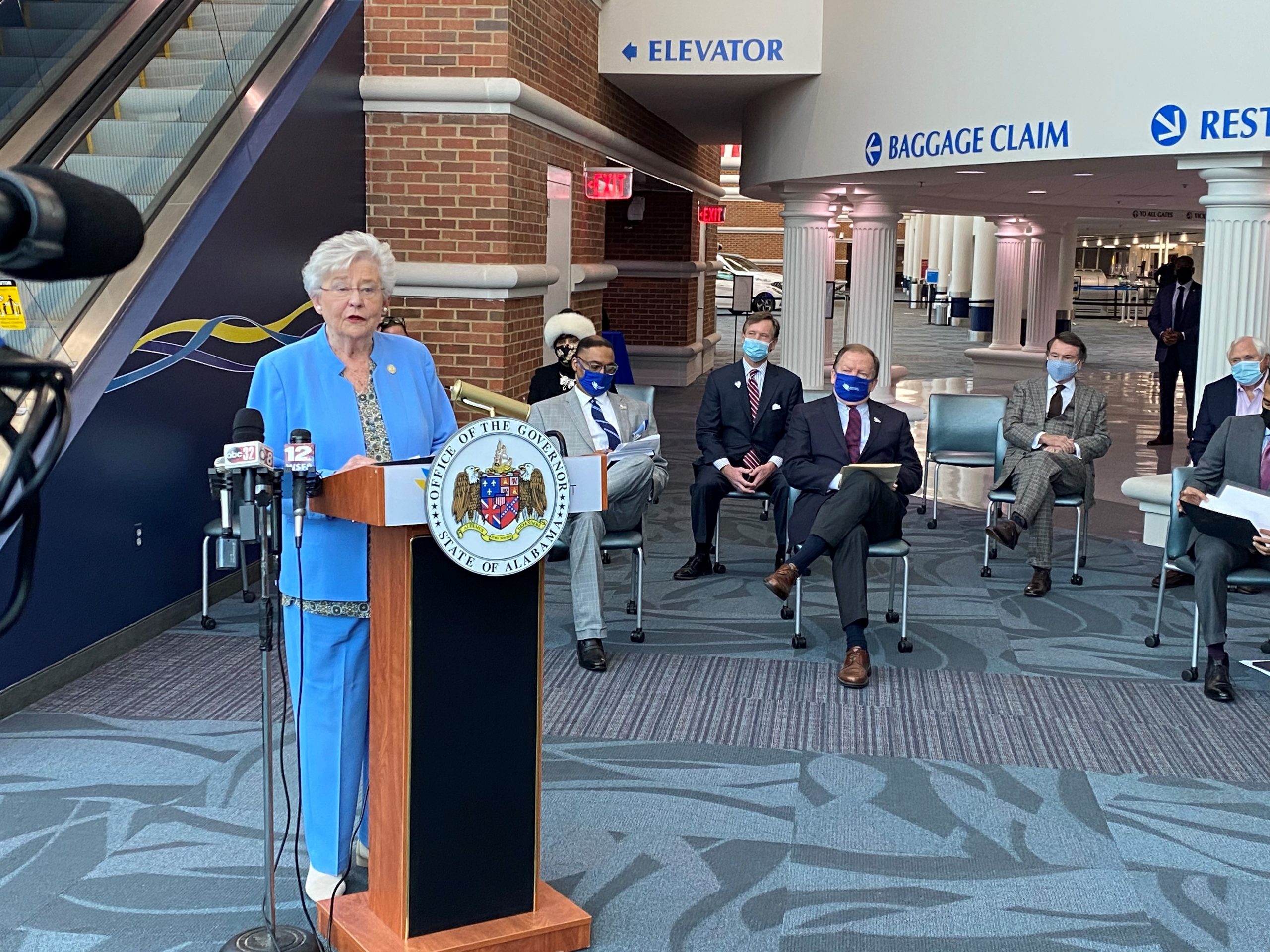 Governor Ivey Announces Alabama Airports Contribute $4.9 Billion Annually to State and Local Economies