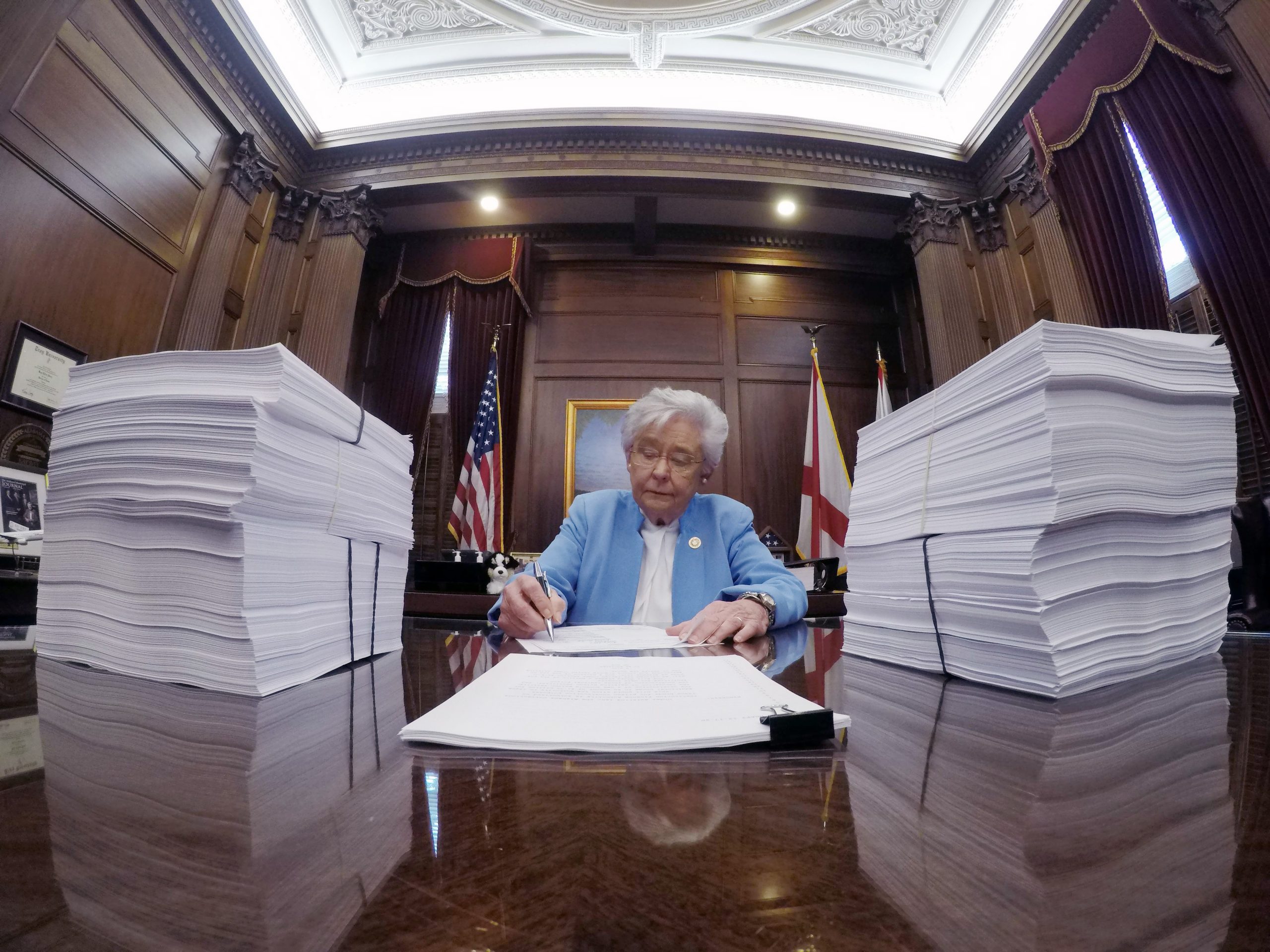 Governor Ivey Signs Lease Agreements for the Alabama Prison Program