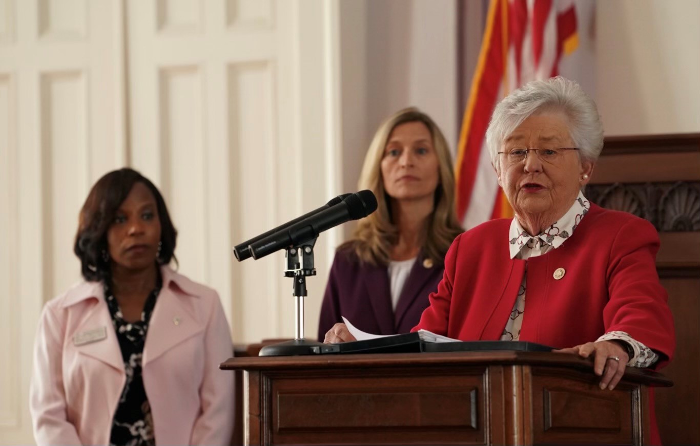 Governor Ivey Announces New Partnership for ‘Reach Out and Read’ Program