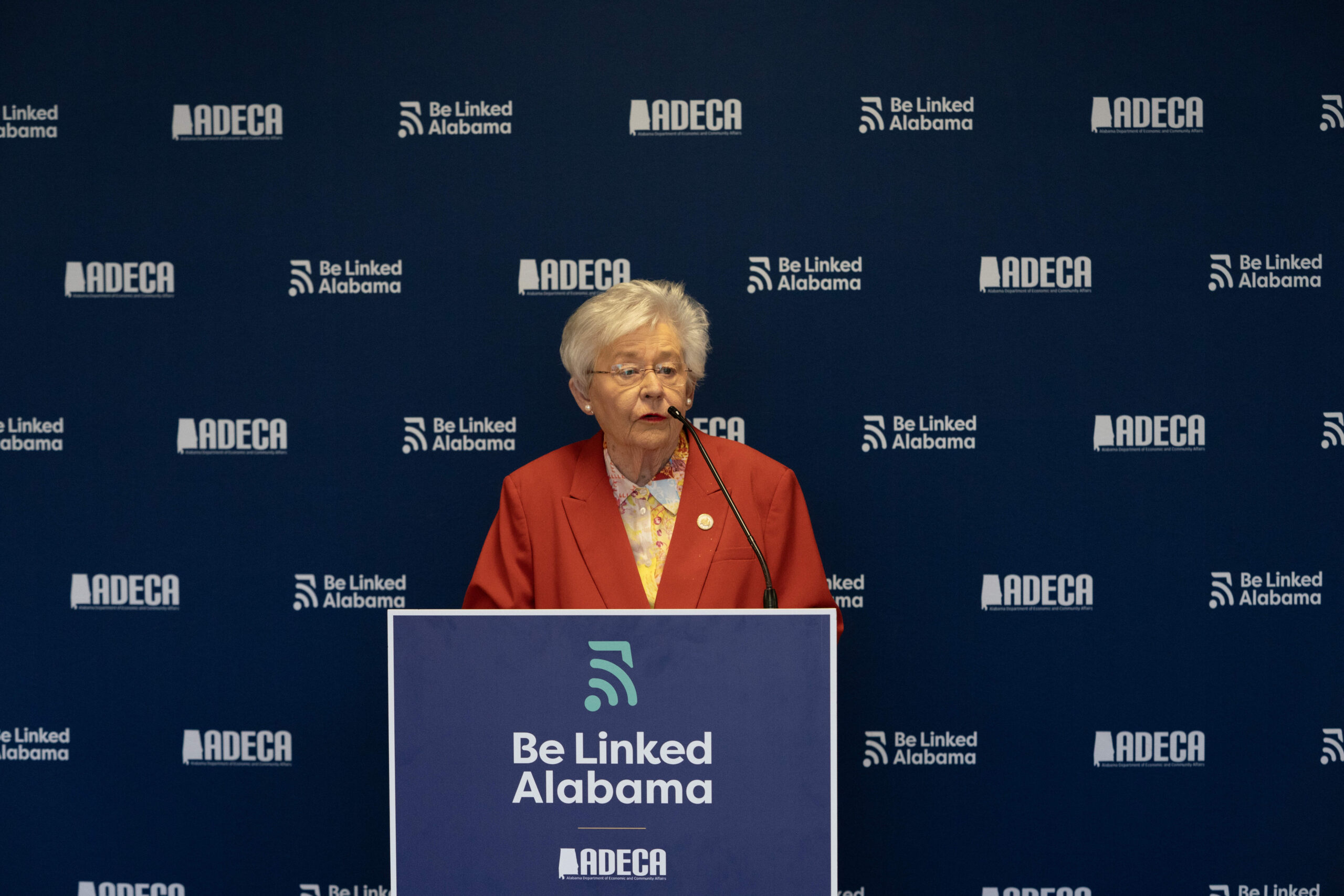 Governor Ivey Holds Fifth Stop on Statewide Broadband Tour to Discuss High-Speed Internet Expansion in DeKalb, Jackson Counties