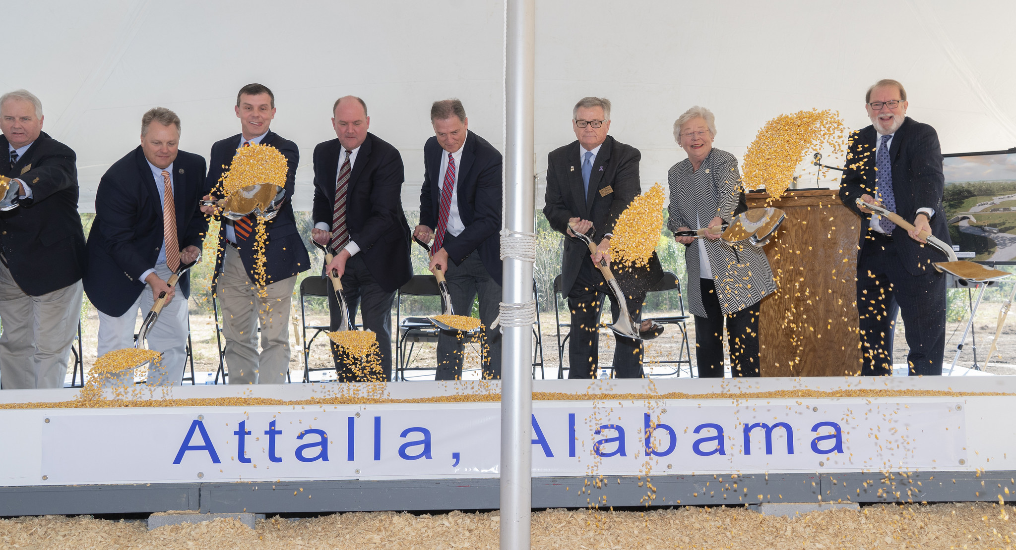 Gov. Ivey: Koch Foods to expand Alabama operations with new Attalla facility