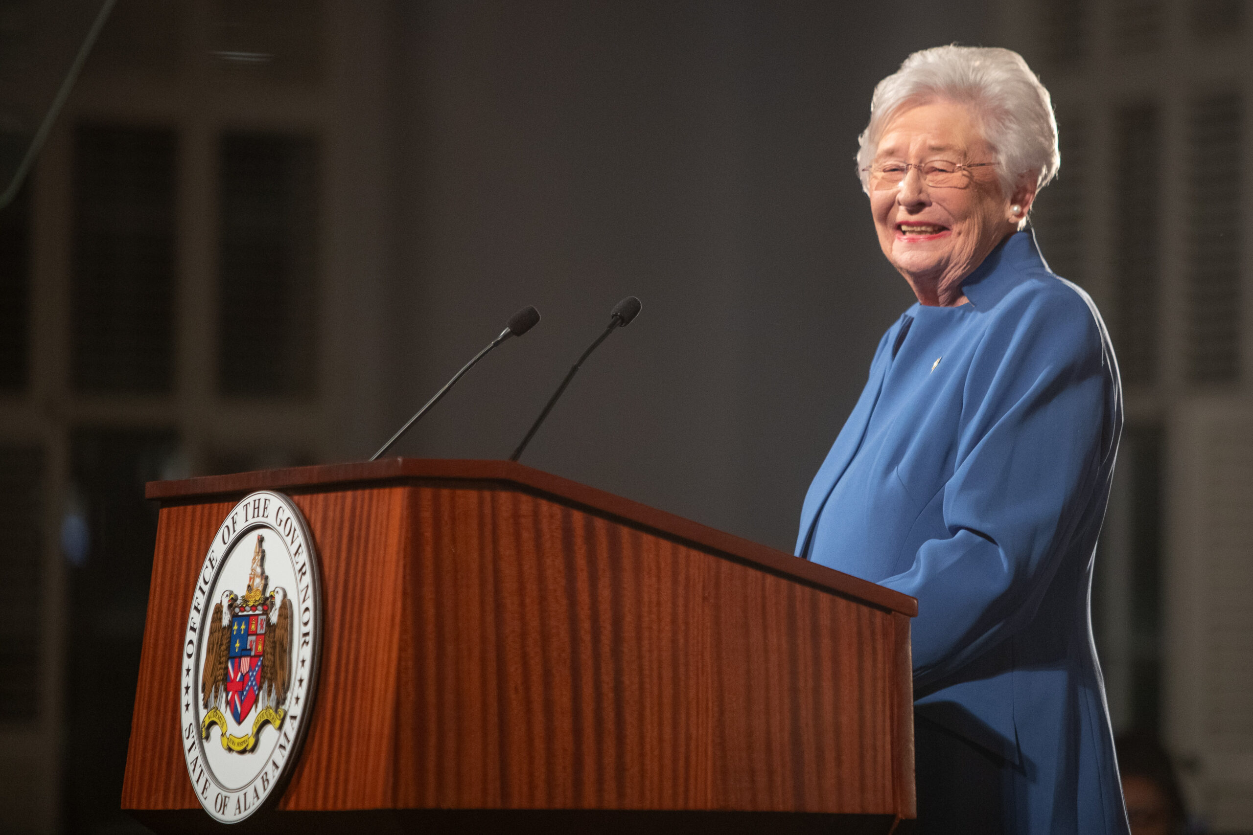 Governor Ivey Leads Effort to Secure Paid Parental Leave for Alabama State Employees and Educators, Announces Filing of Bill