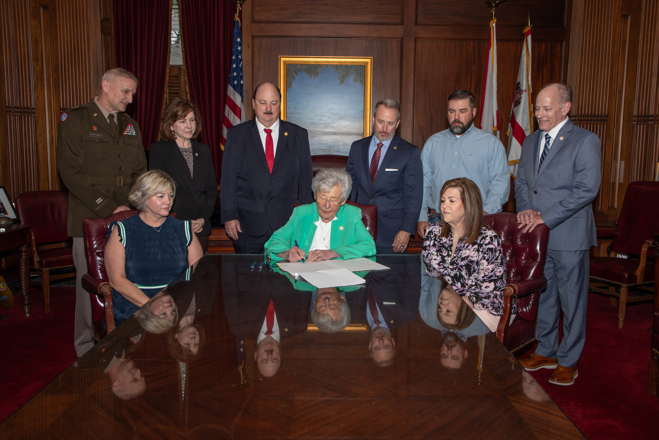 Governor Ivey Signs Senate Bill 40 Promoting Veteran Mental Health
