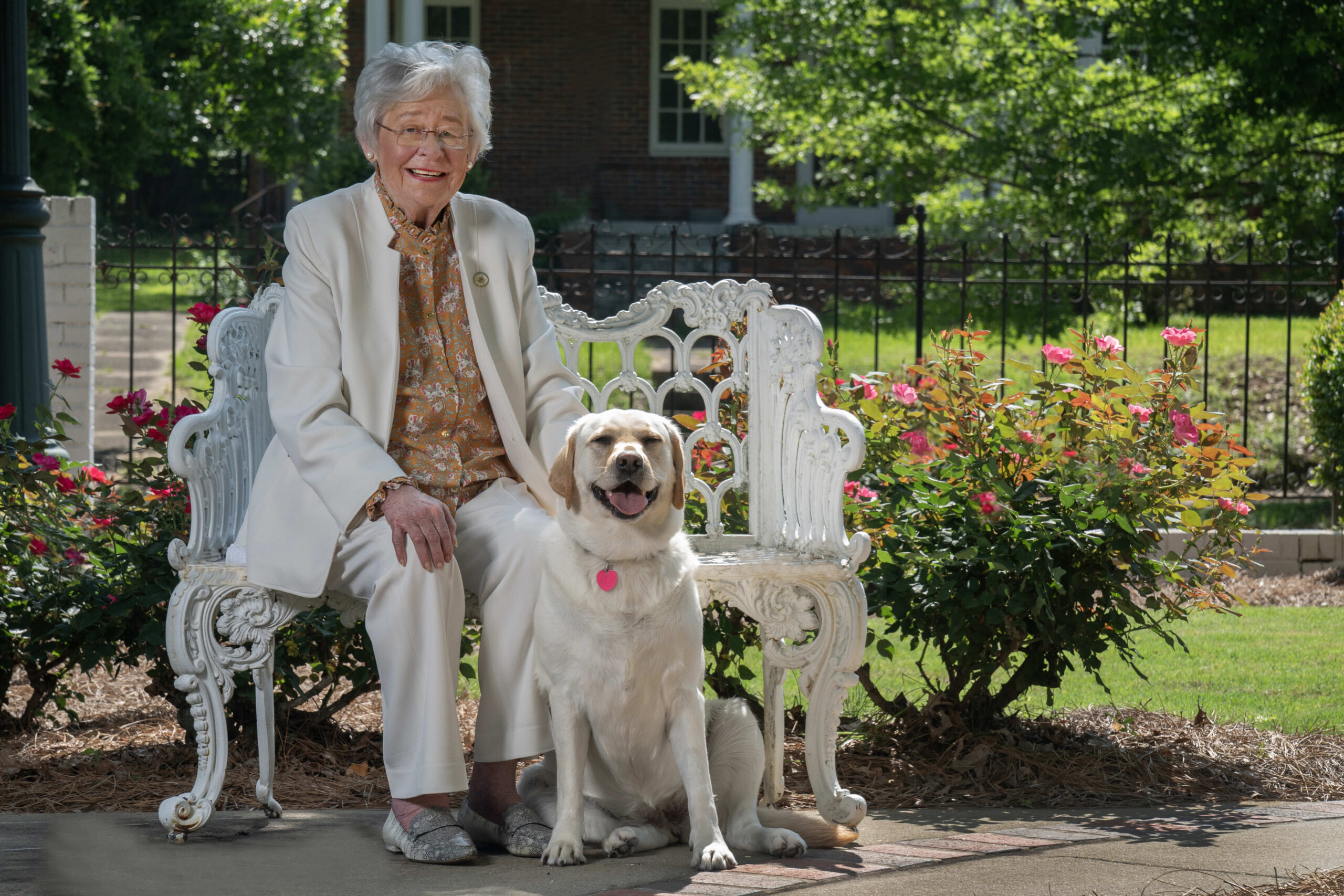 Governor Ivey Introduces Huntley, New First Dog of Alabama