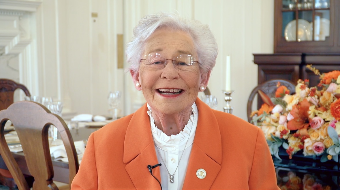 Governor Ivey Shares Thanksgiving Day Message with Alabamians