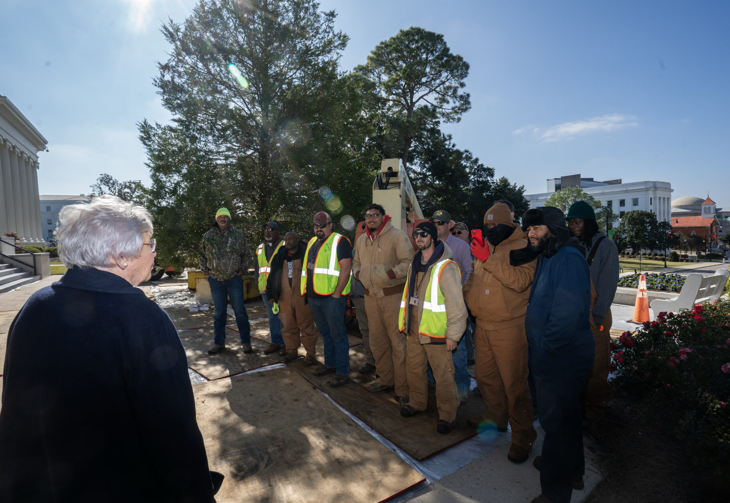 Governor Ivey Visits ALDOT Workers as Capitol Christmas Tree Takes Shape; Lighting Ceremony Set